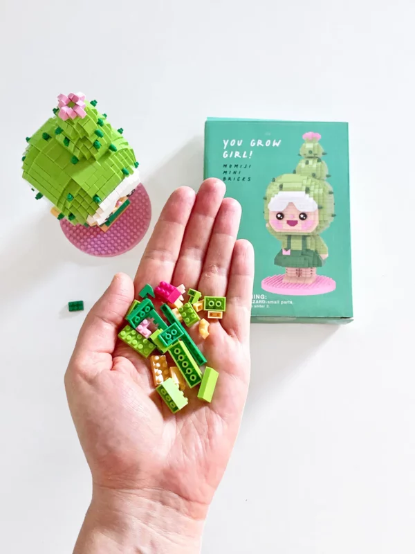 MINI BRIQUES MOMIJI - YOU GROW GIRL 897 PCS – Image 3